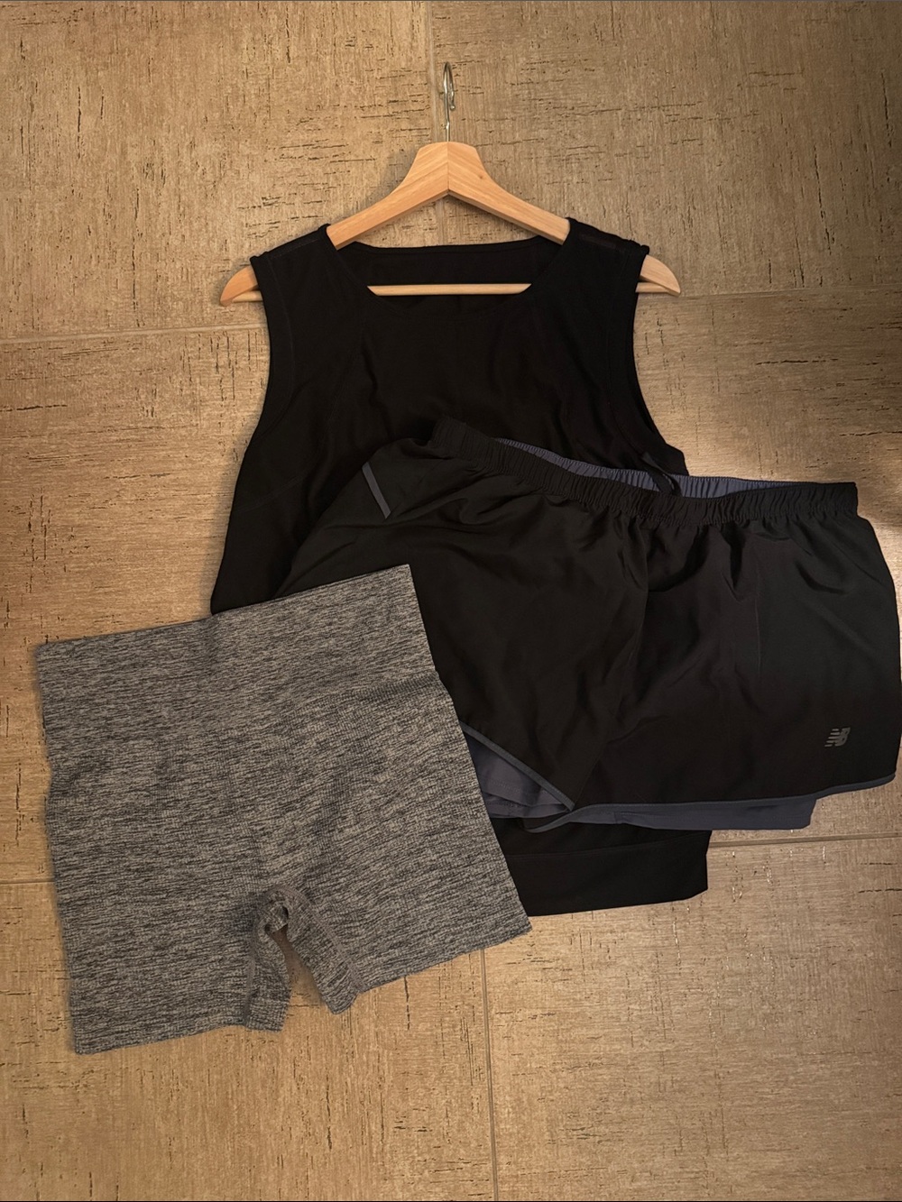 WORKOUT BUNDLE- Lucy Tank, New Balance and Colsie Shorts— size Large